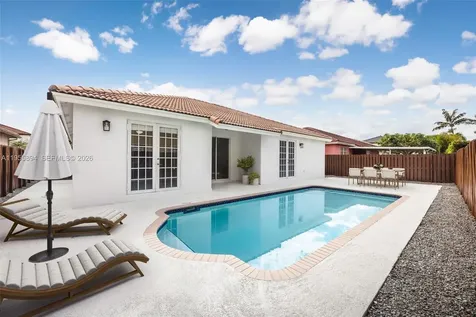15963 SW 99th Lane Miami FL 33196