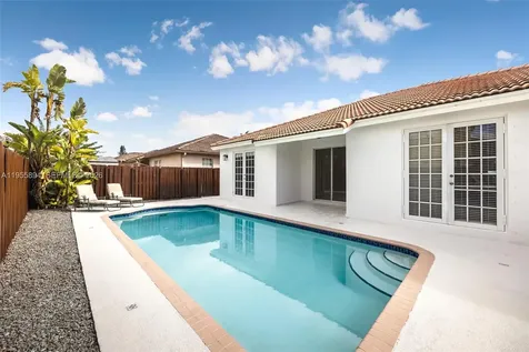 15963 SW 99th Lane Miami FL 33196