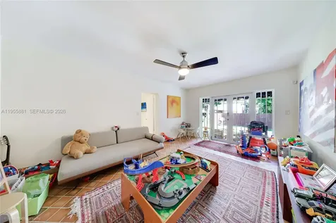 717 NE 73rd Street Miami FL 33138