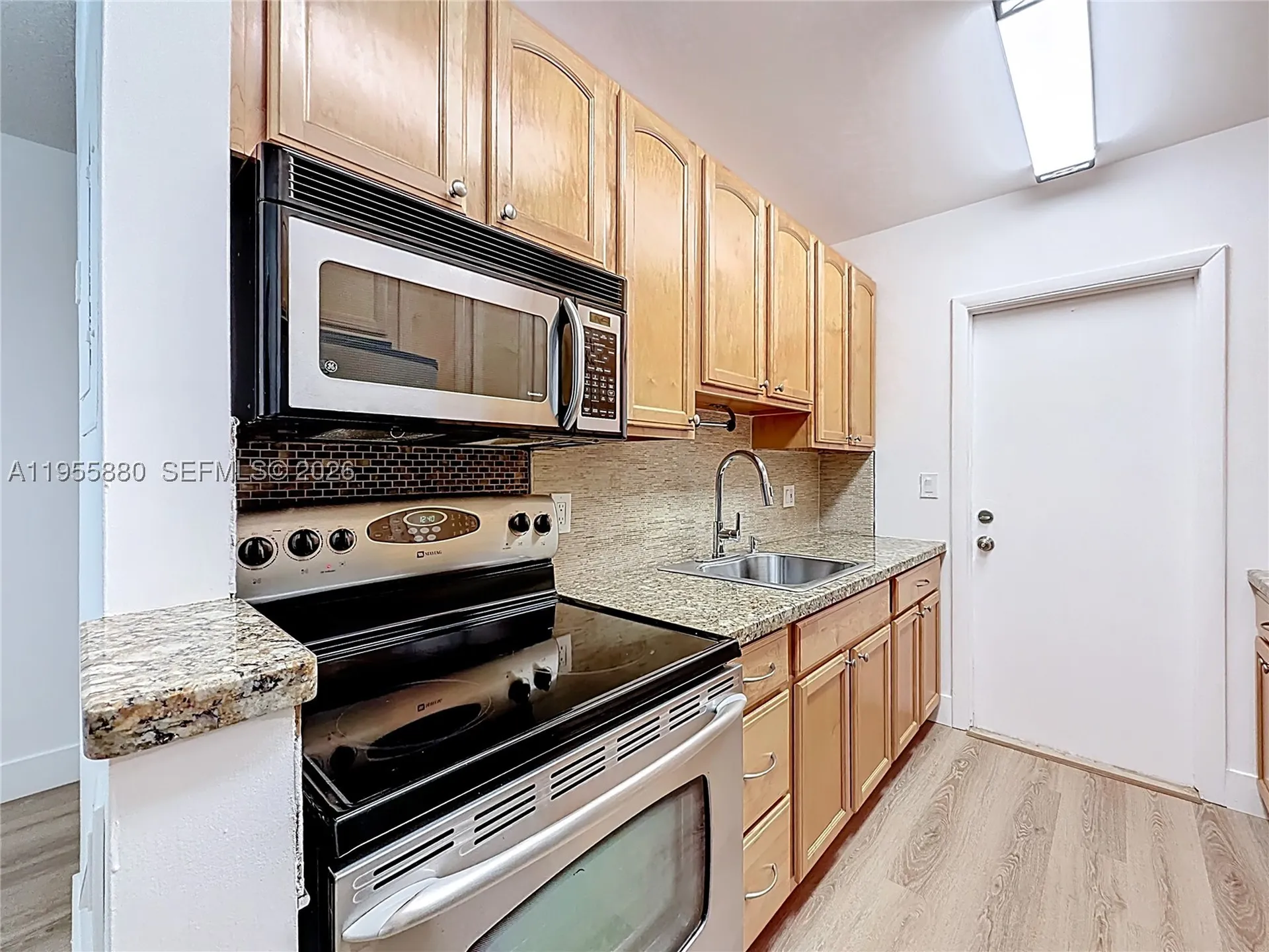 2424 SE 17th Causeway Fort Lauderdale FL 33316