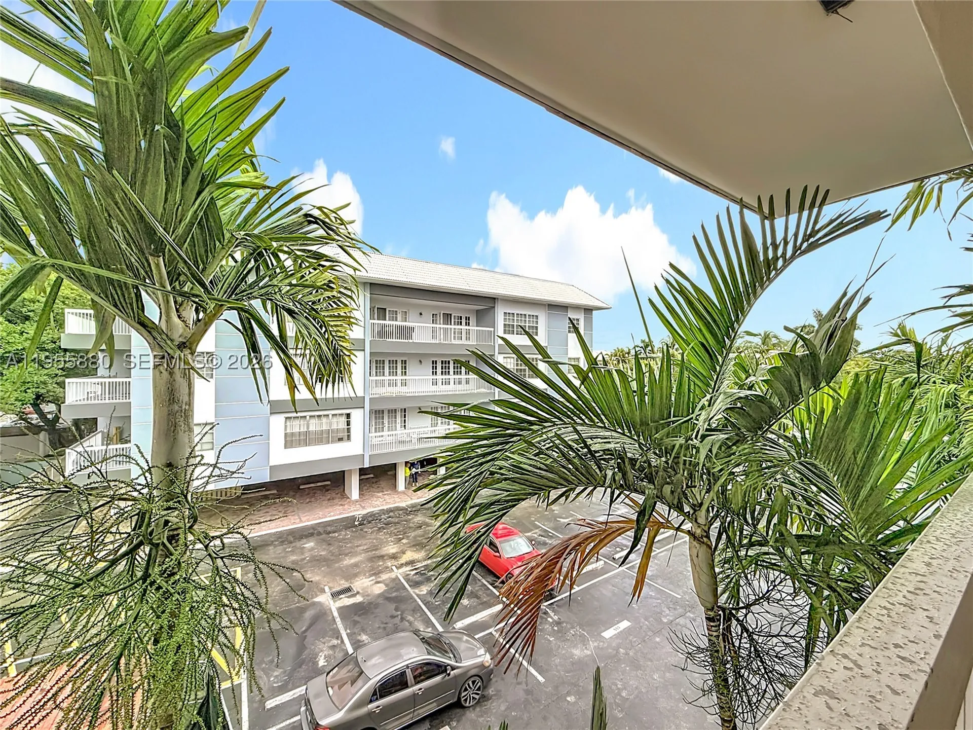 2424 SE 17th Causeway Fort Lauderdale FL 33316