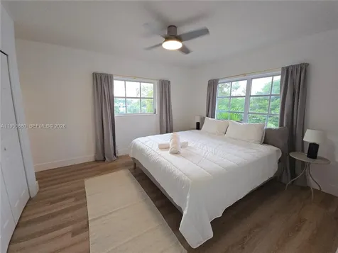 2424 SE 17th Causeway Fort Lauderdale FL 33316