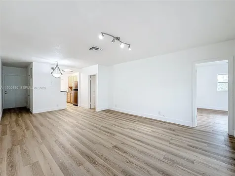 2424 SE 17th Causeway Fort Lauderdale FL 33316