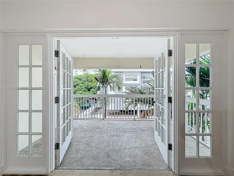 2424 SE 17th Causeway Fort Lauderdale FL 33316
