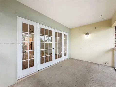 2424 SE 17th Causeway Fort Lauderdale FL 33316