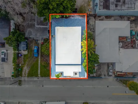 1648 NW 33rd Street Miami FL 33142