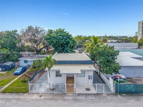 1648 NW 33rd Street Miami FL 33142