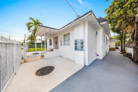 1648 NW 33rd Street Miami FL 33142
