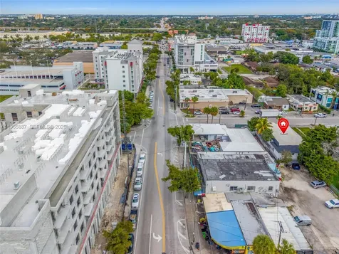 1648 NW 33rd Street Miami FL 33142