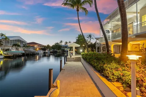 44 W Plaza Del Lago Lower Keys FL 33036