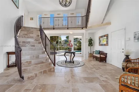 44 W Plaza Del Lago Lower Keys FL 33036