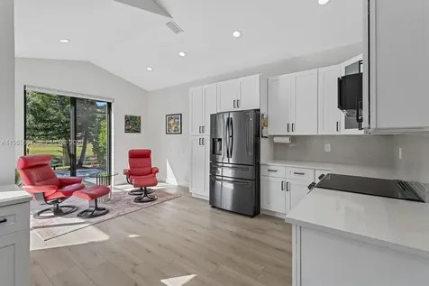 10122 Canoe Brook Circle Boca Raton FL 33498