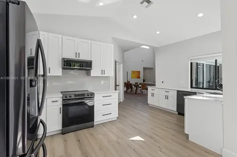 10122 Canoe Brook Circle Boca Raton FL 33498