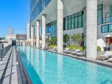 398 NE 5th Street Miami FL 33132