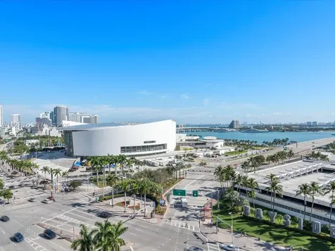 398 NE 5th Street Miami FL 33132