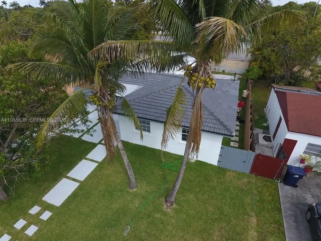 2375 NE 185th Street Miami FL 33180