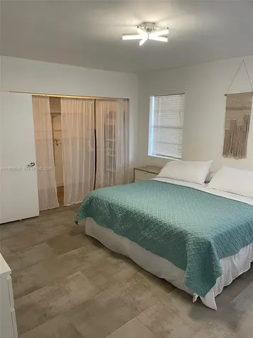 2375 NE 185th Street Miami FL 33180