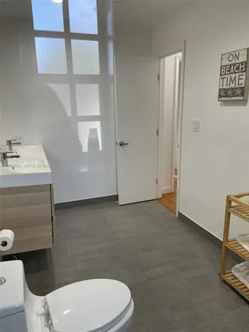 2375 NE 185th Street Miami FL 33180