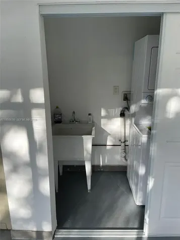 2375 NE 185th Street Miami FL 33180