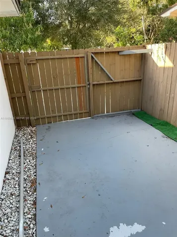 2375 NE 185th Street Miami FL 33180