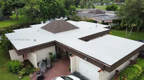 5700 White Hickory Circle Tamarac FL 33319