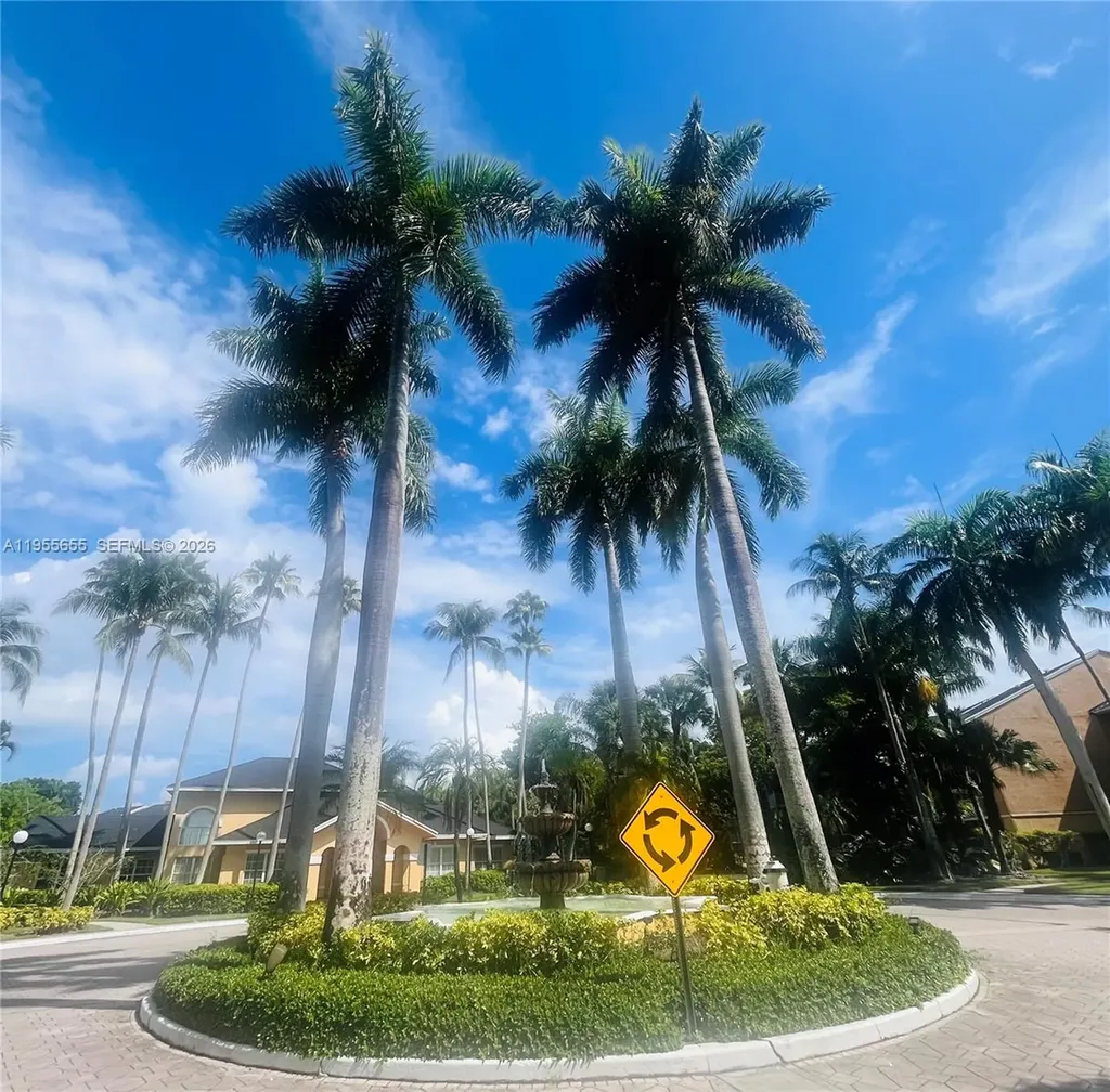 4045 W Mcnab Road Pompano Beach FL 33069