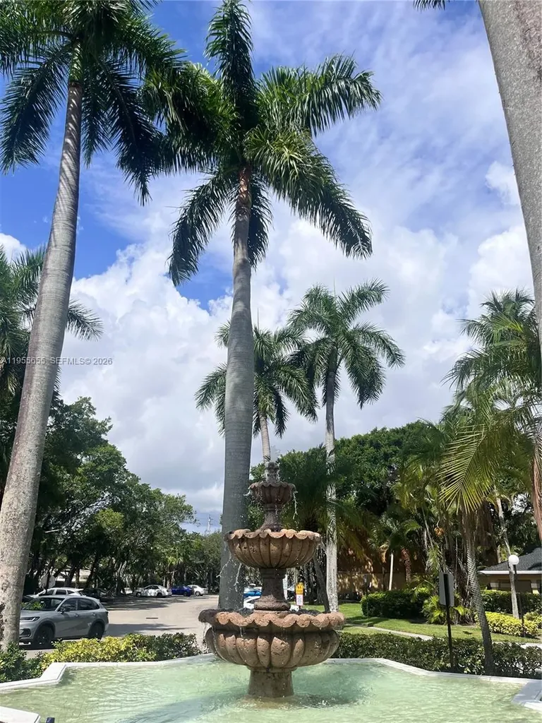 4045 W Mcnab Road Pompano Beach FL 33069
