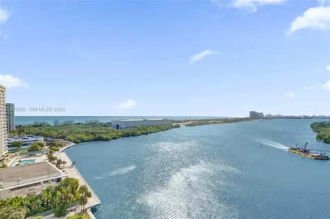 500 Bayview Drive Sunny Isles Beach FL 33160