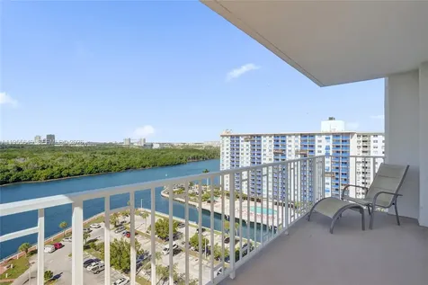500 Bayview Drive Sunny Isles Beach FL 33160