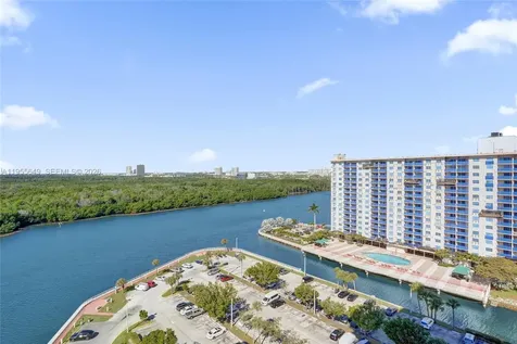 500 Bayview Drive Sunny Isles Beach FL 33160