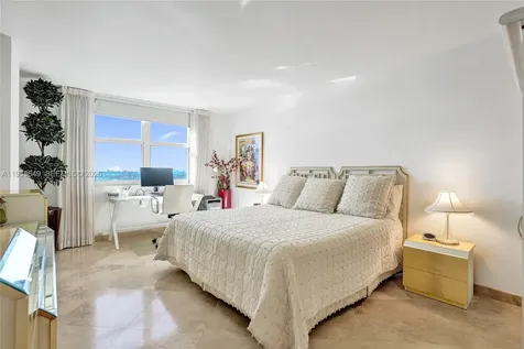 500 Bayview Drive Sunny Isles Beach FL 33160