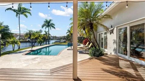 10110 SW 3rd Street Plantation FL 33324