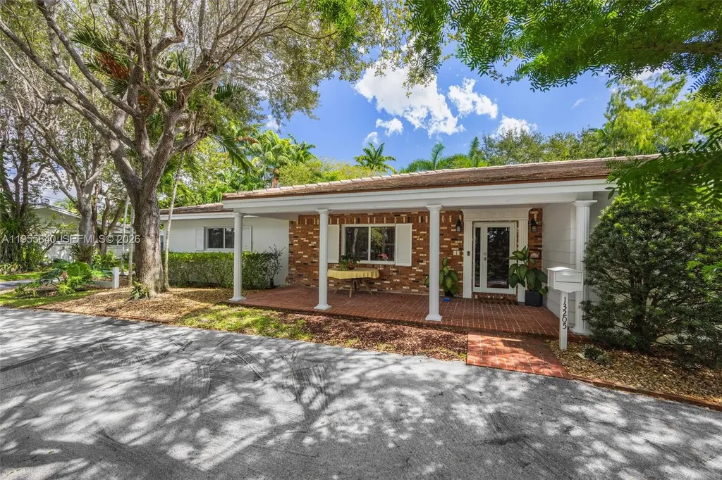 13205 SW 71st Avenue Pinecrest FL 33156