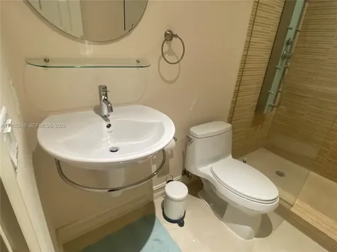 6471 Bay Club Drive Fort Lauderdale FL 33308