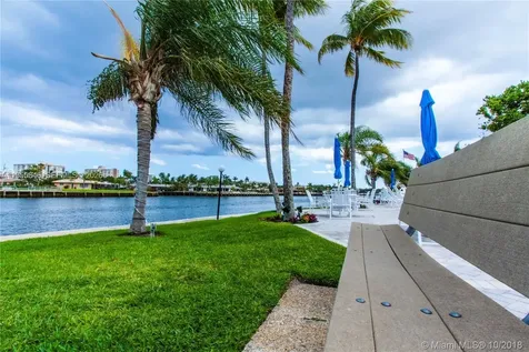 6471 Bay Club Drive Fort Lauderdale FL 33308