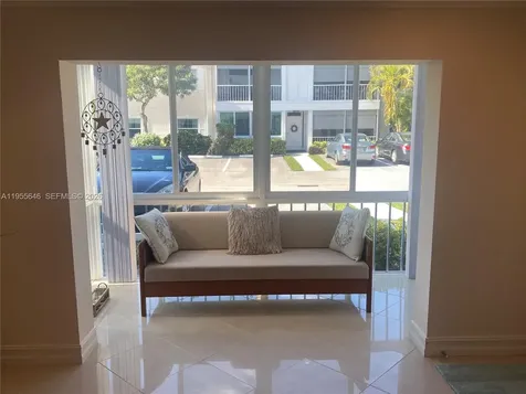 6471 Bay Club Drive Fort Lauderdale FL 33308