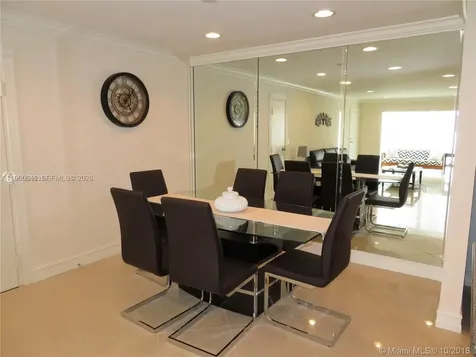 6471 Bay Club Drive Fort Lauderdale FL 33308