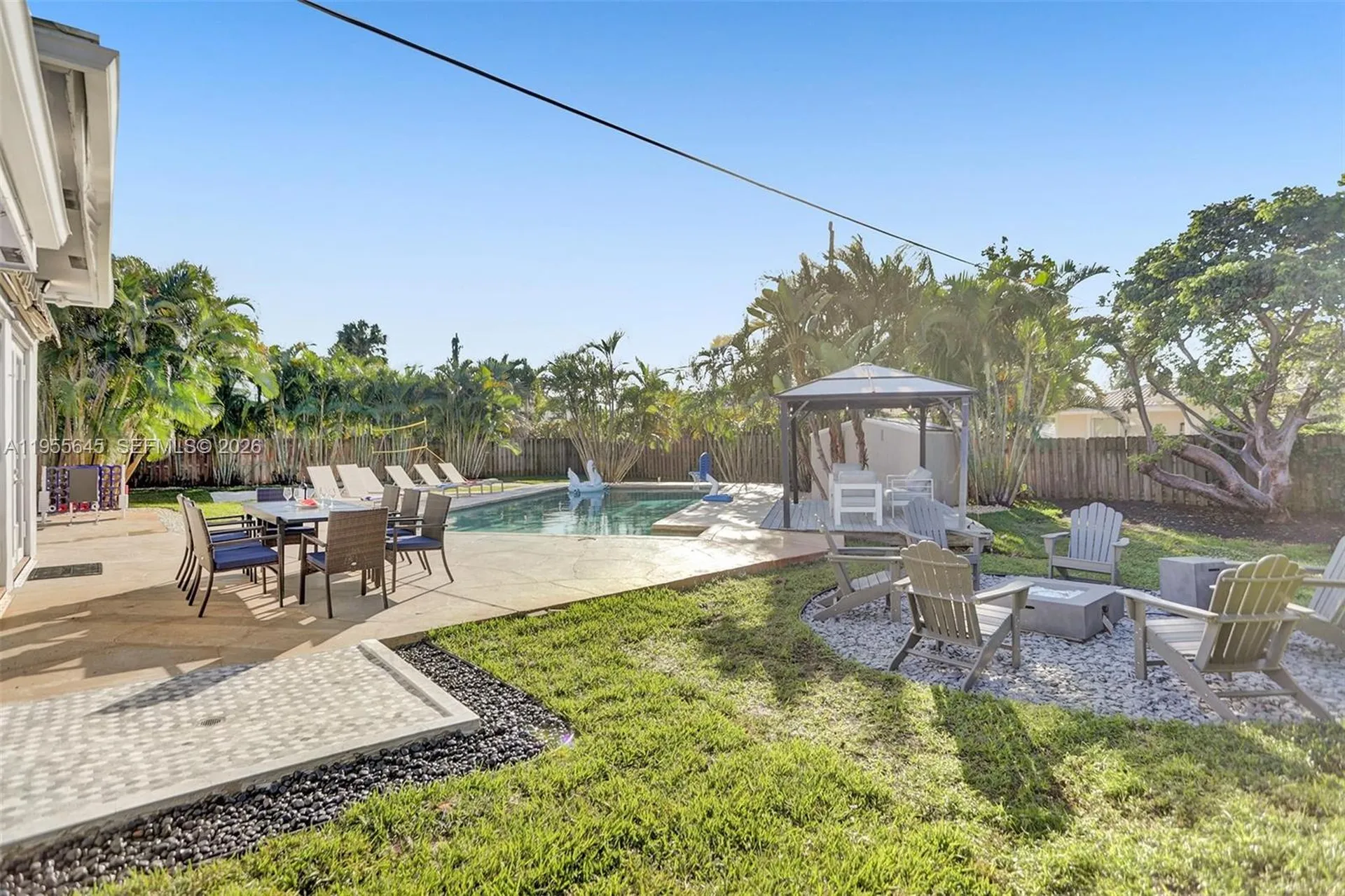 2797 NE 21st Terrace Lighthouse Point FL 33064