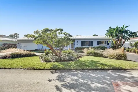 2797 NE 21st Terrace Lighthouse Point FL 33064