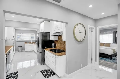 2797 NE 21st Terrace Lighthouse Point FL 33064
