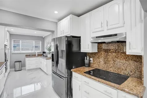 2797 NE 21st Terrace Lighthouse Point FL 33064