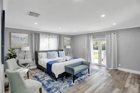 2797 NE 21st Terrace Lighthouse Point FL 33064