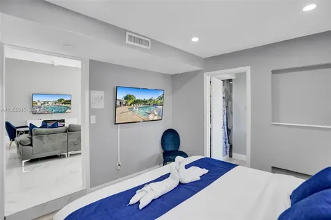 2797 NE 21st Terrace Lighthouse Point FL 33064