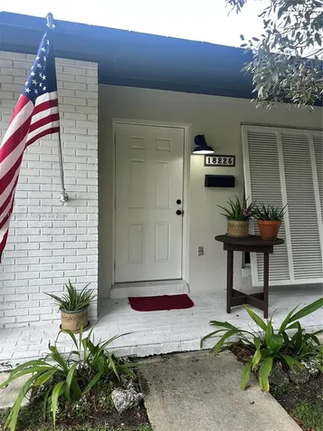 18225 SW 94th Avenue Palmetto Bay FL 33157
