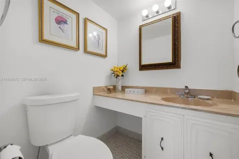 2655 Collins Avenue Miami Beach FL 33140