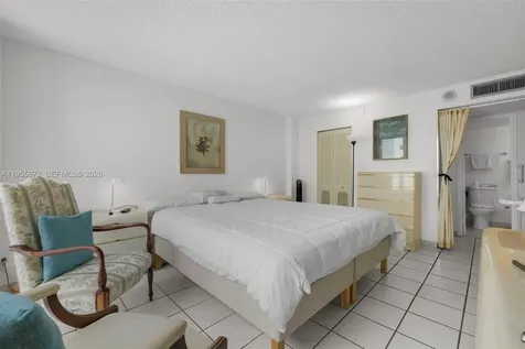 2655 Collins Avenue Miami Beach FL 33140