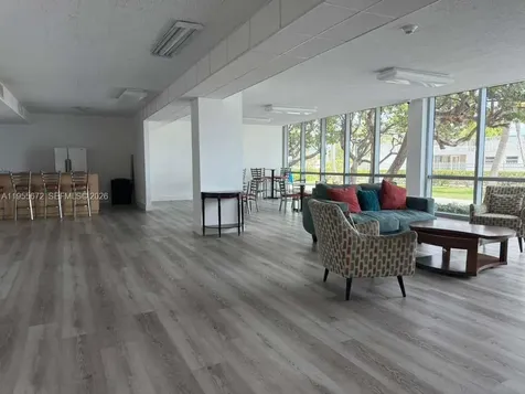 2655 Collins Avenue Miami Beach FL 33140