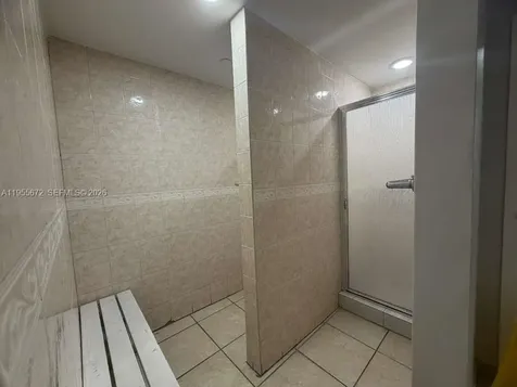 2655 Collins Avenue Miami Beach FL 33140