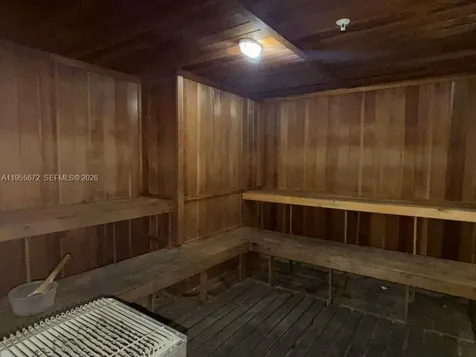 2655 Collins Avenue Miami Beach FL 33140