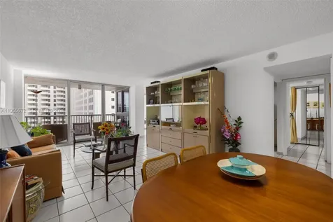 2655 Collins Avenue Miami Beach FL 33140